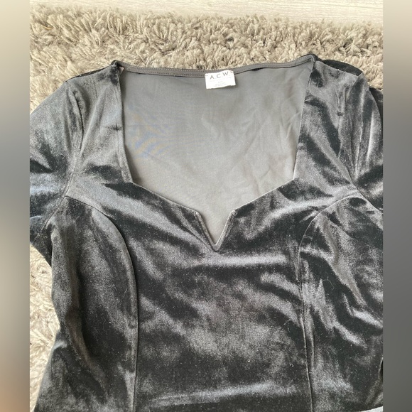 Velvet Romper! - Picture 4 of 4